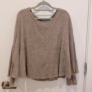 TOWNE boutique sweater shawl cape